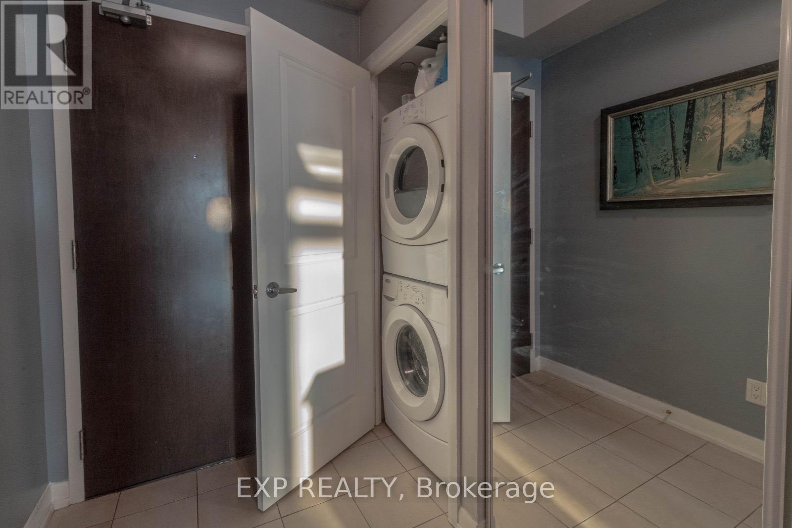 214 - 205 Sherway Gardens Road, Toronto, Ontario  M9C 0A5 - Photo 17 - W12802490