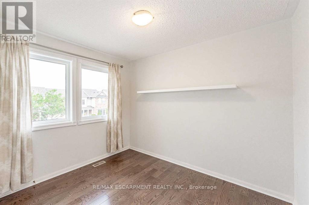 803 Mckay Crescent, Milton, Ontario  L9T 6L1 - Photo 19 - W12802506