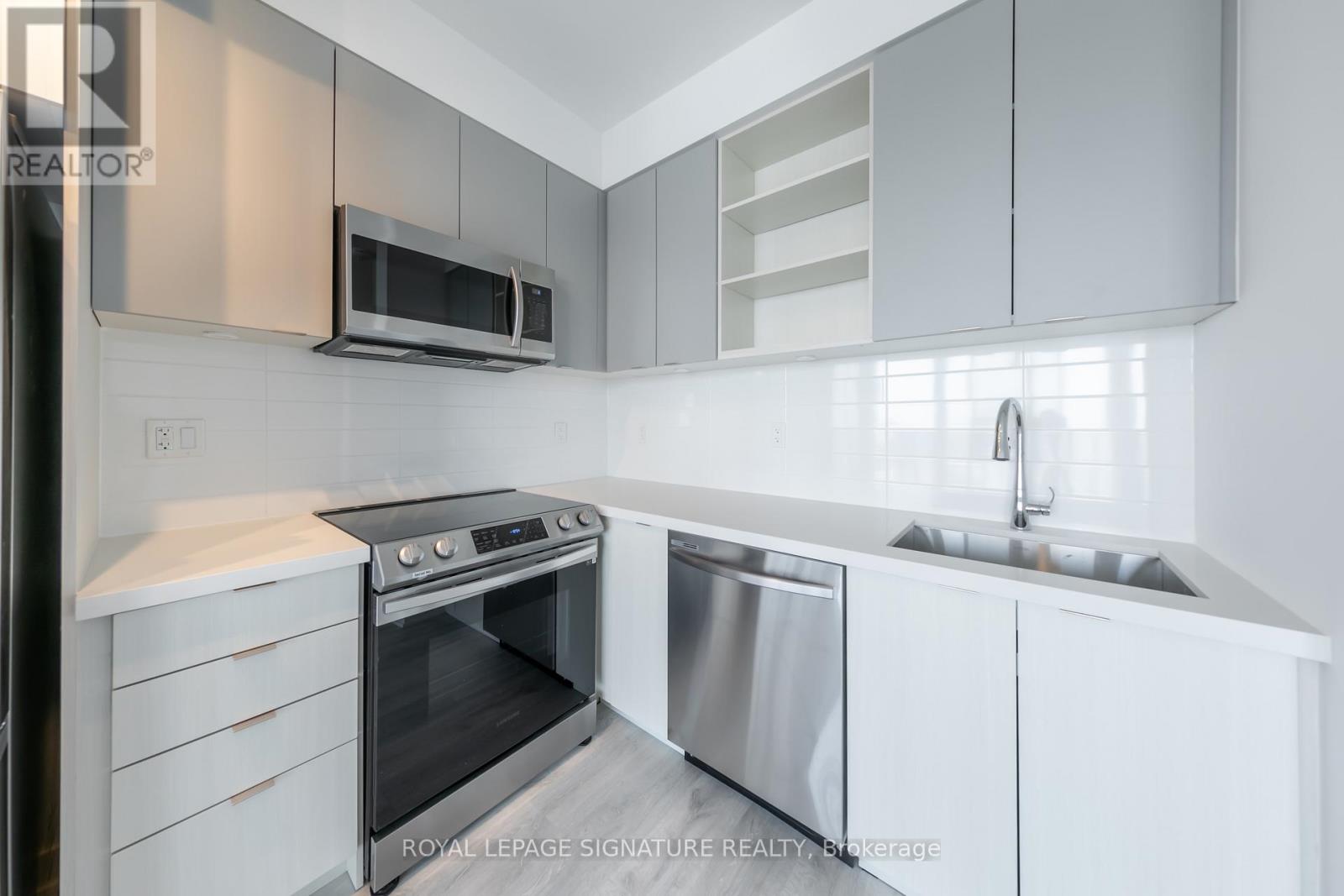 2008 - 4675 Metcalfe Avenue, Mississauga, Ontario  L5M 2N7 - Photo 8 - W12802546