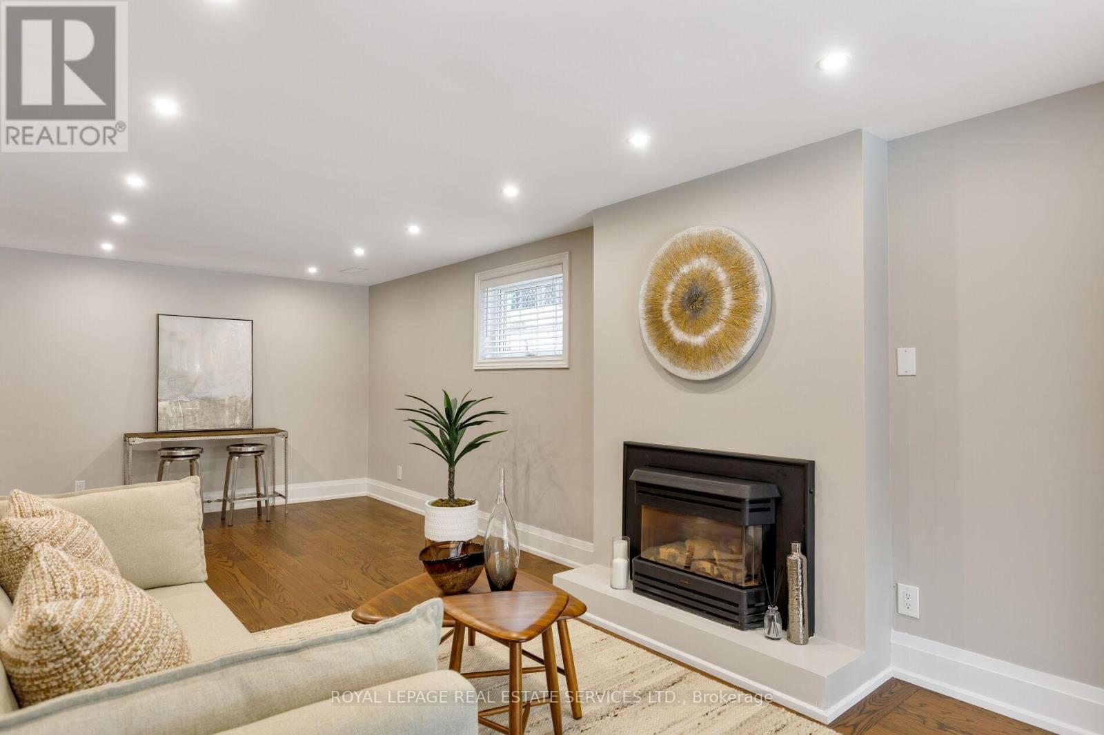 1286 Gryphon Mews, Mississauga, Ontario  L4W 3E5 - Photo 37 - W12802560