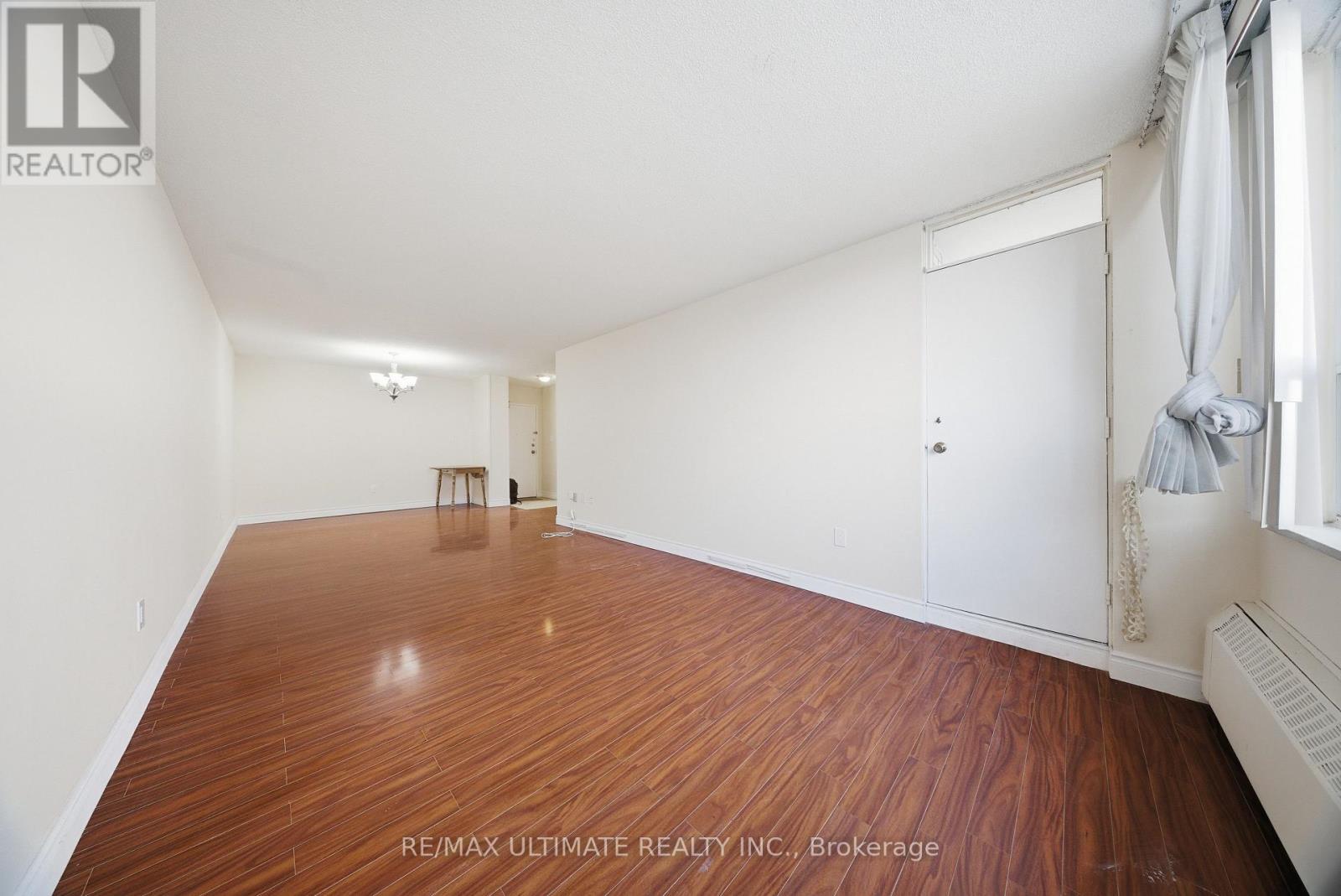 909 - 390 Dixon Road, Toronto, Ontario  M9R 1T4 - Photo 11 - W12802584