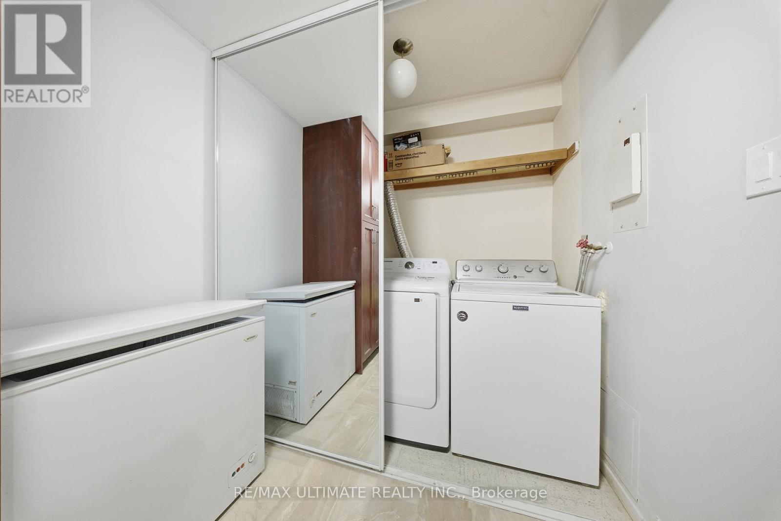 909 - 390 Dixon Road, Toronto, Ontario  M9R 1T4 - Photo 17 - W12802584