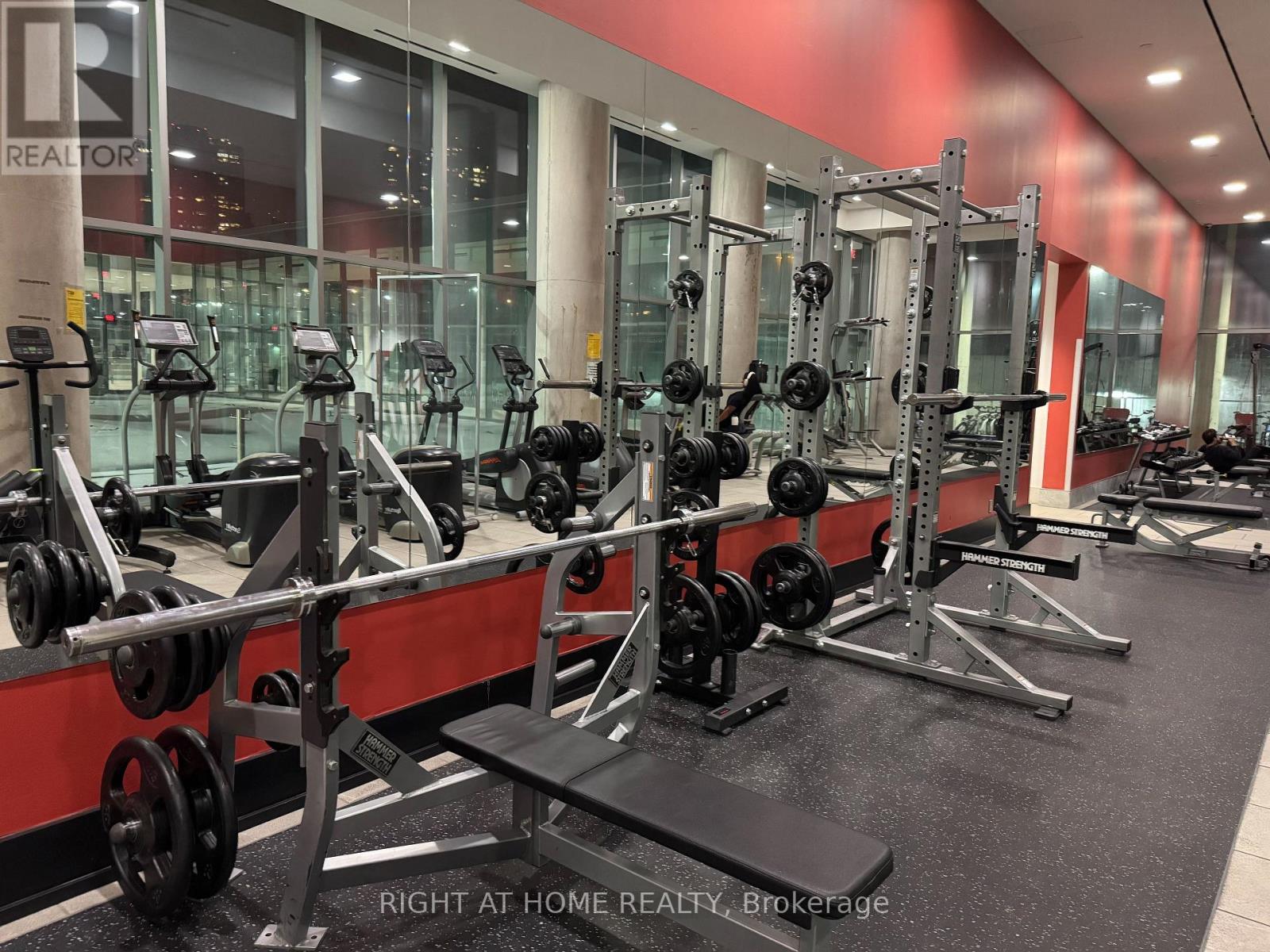 906 - 103 The Queensway, Toronto, Ontario  M6S 5B3 - Photo 12 - W12802608