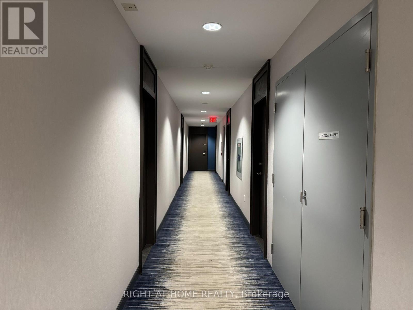 906 - 103 The Queensway, Toronto, Ontario  M6S 5B3 - Photo 9 - W12802608