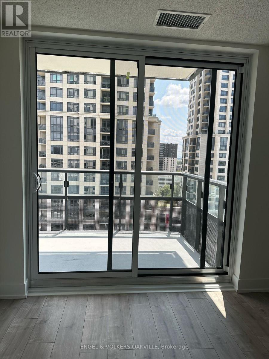 1001 - 10 Eva Road, Toronto, Ontario  M9C 0B3 - Photo 7 - W12802648