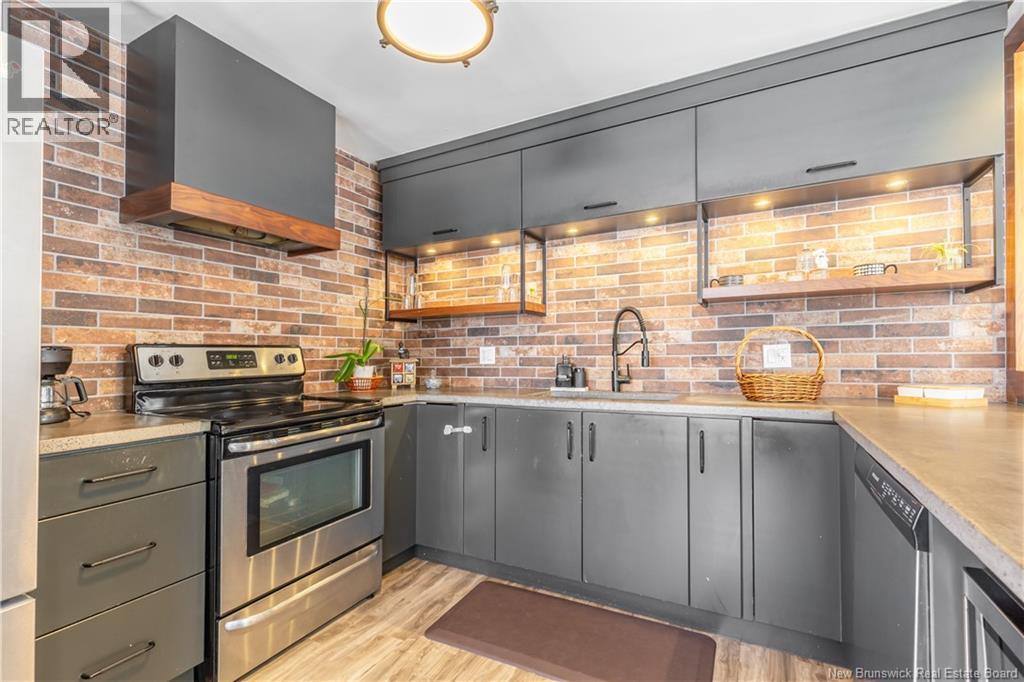 408 Gardiner Street, Oromocto, New Brunswick E2V 1G3 - Photo 7 - NB133683
