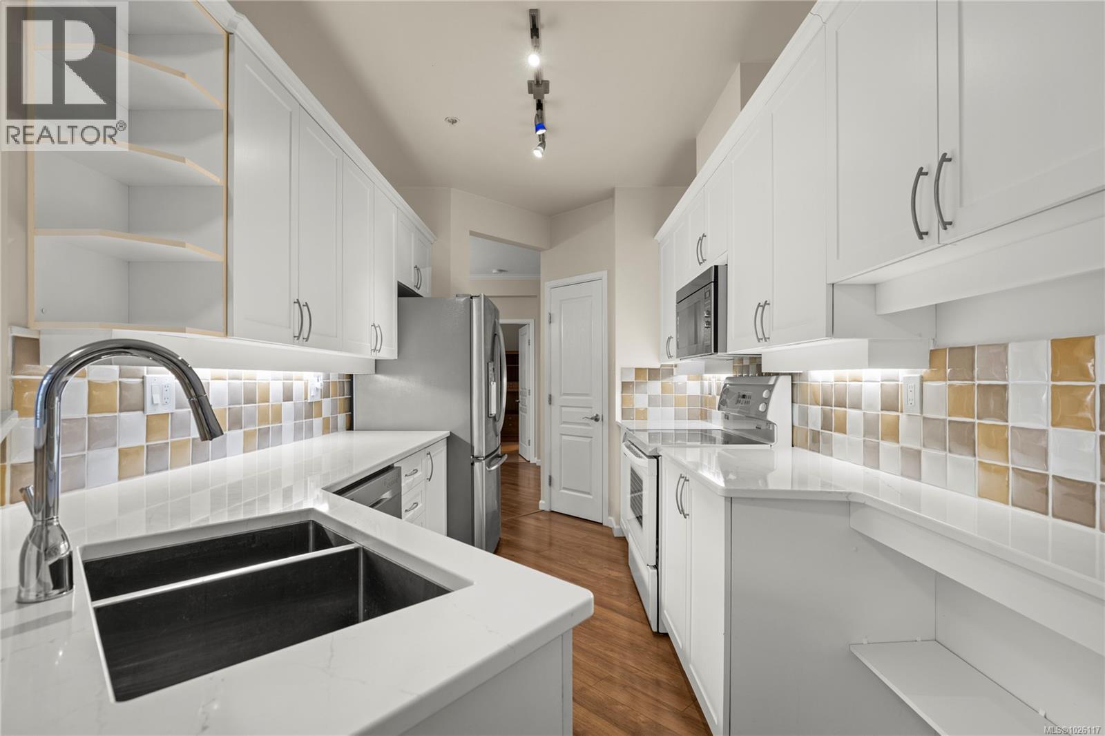 101 5625 Edgewater Lane, Nanaimo, British Columbia  V9T 6K3 - Photo 17 - 1026117