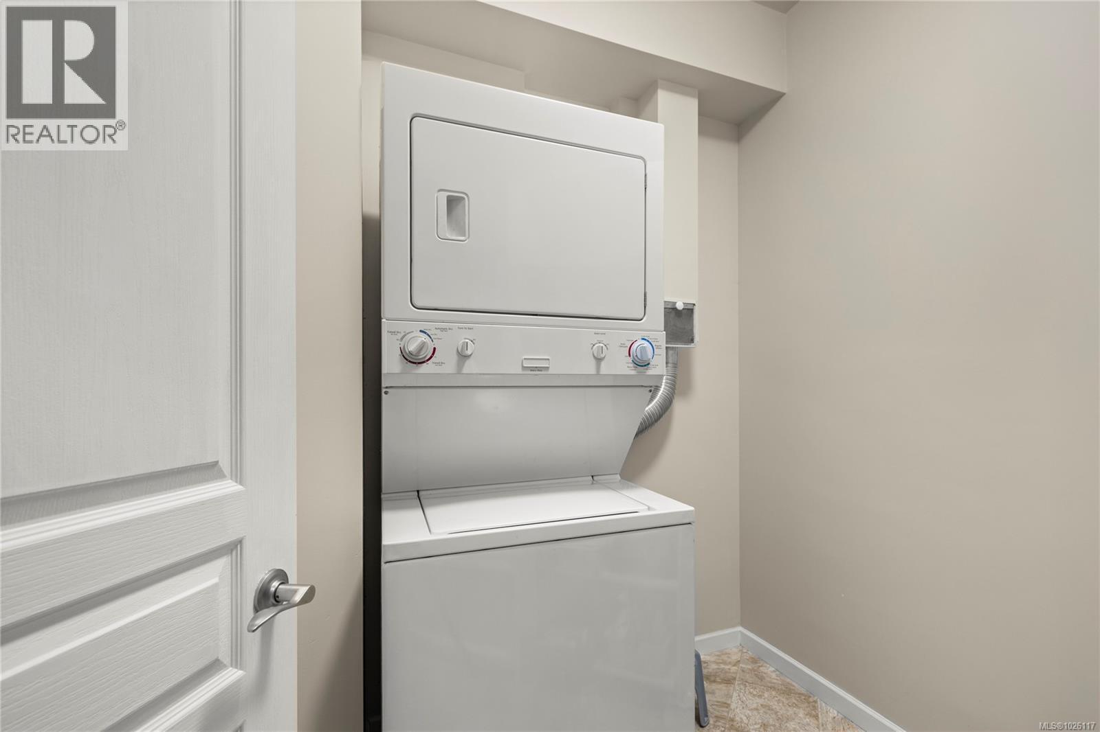 101 5625 Edgewater Lane, Nanaimo, British Columbia  V9T 6K3 - Photo 34 - 1026117