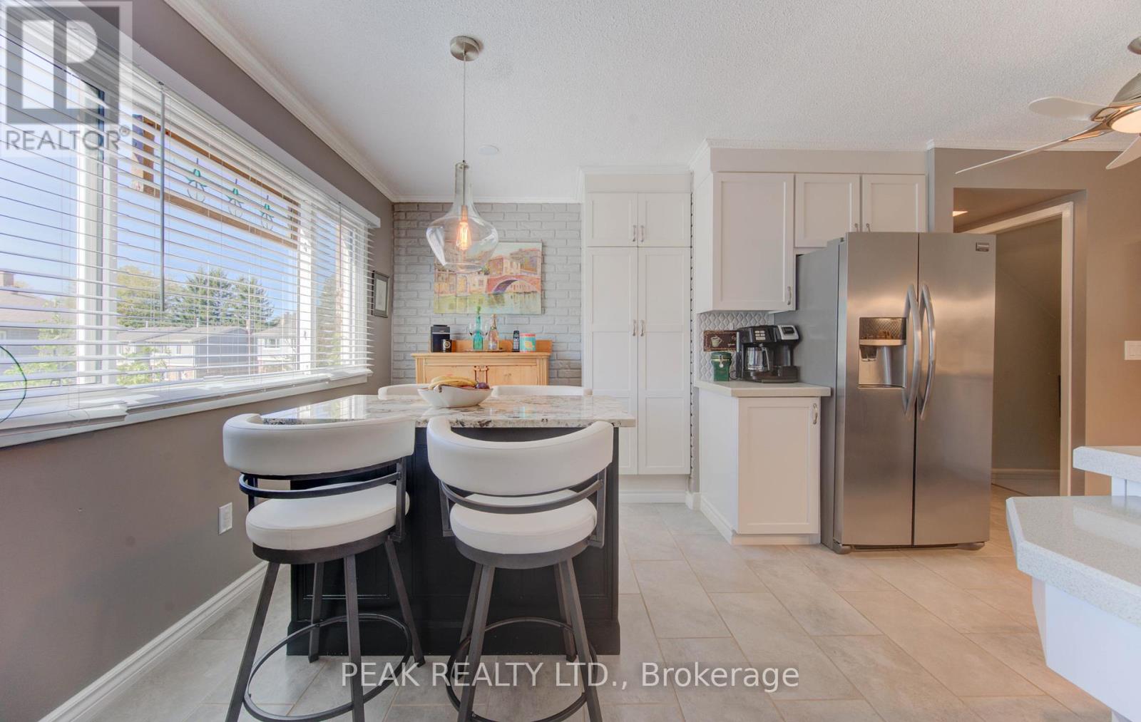 71 - 30 Green Valley Drive, Kitchener, Ontario  N2H 4G5 - Photo 11 - X12802524