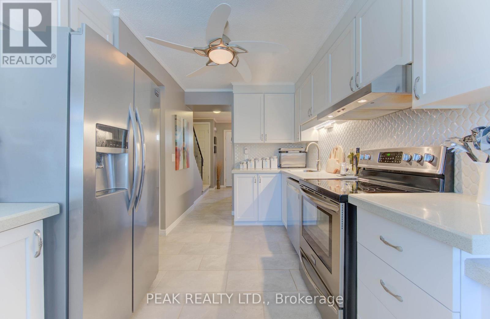 71 - 30 Green Valley Drive, Kitchener, Ontario  N2H 4G5 - Photo 13 - X12802524