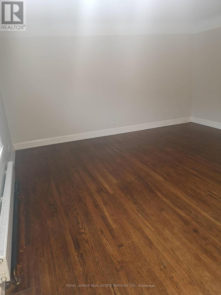 8 - 10 Rockwood Place, Hamilton, Ontario  L8N 2G2 - Photo 4 - X12802534