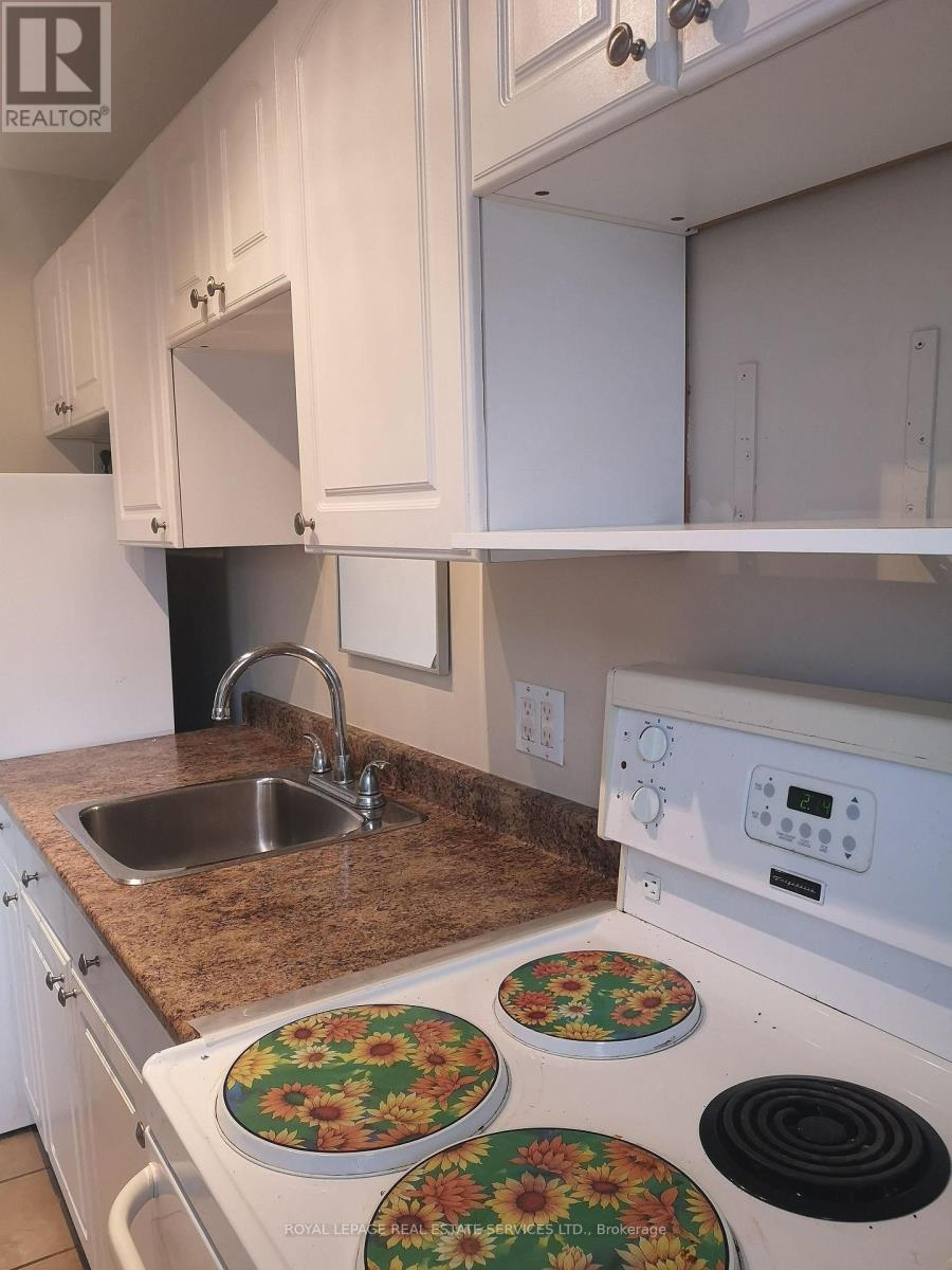 8 - 10 Rockwood Place, Hamilton, Ontario  L8N 2G2 - Photo 5 - X12802534