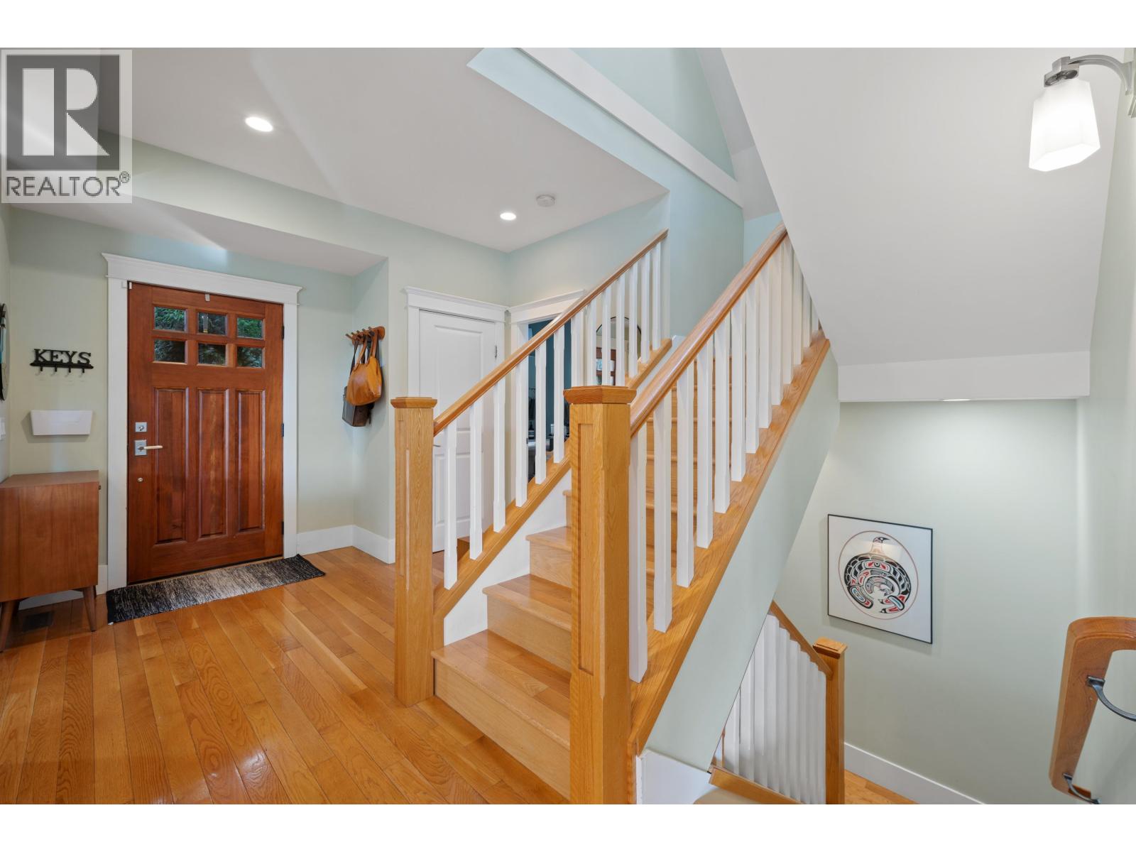 335 E 8th Street, North Vancouver, British Columbia  V7L 1Z2 - Photo 14 - R3091468