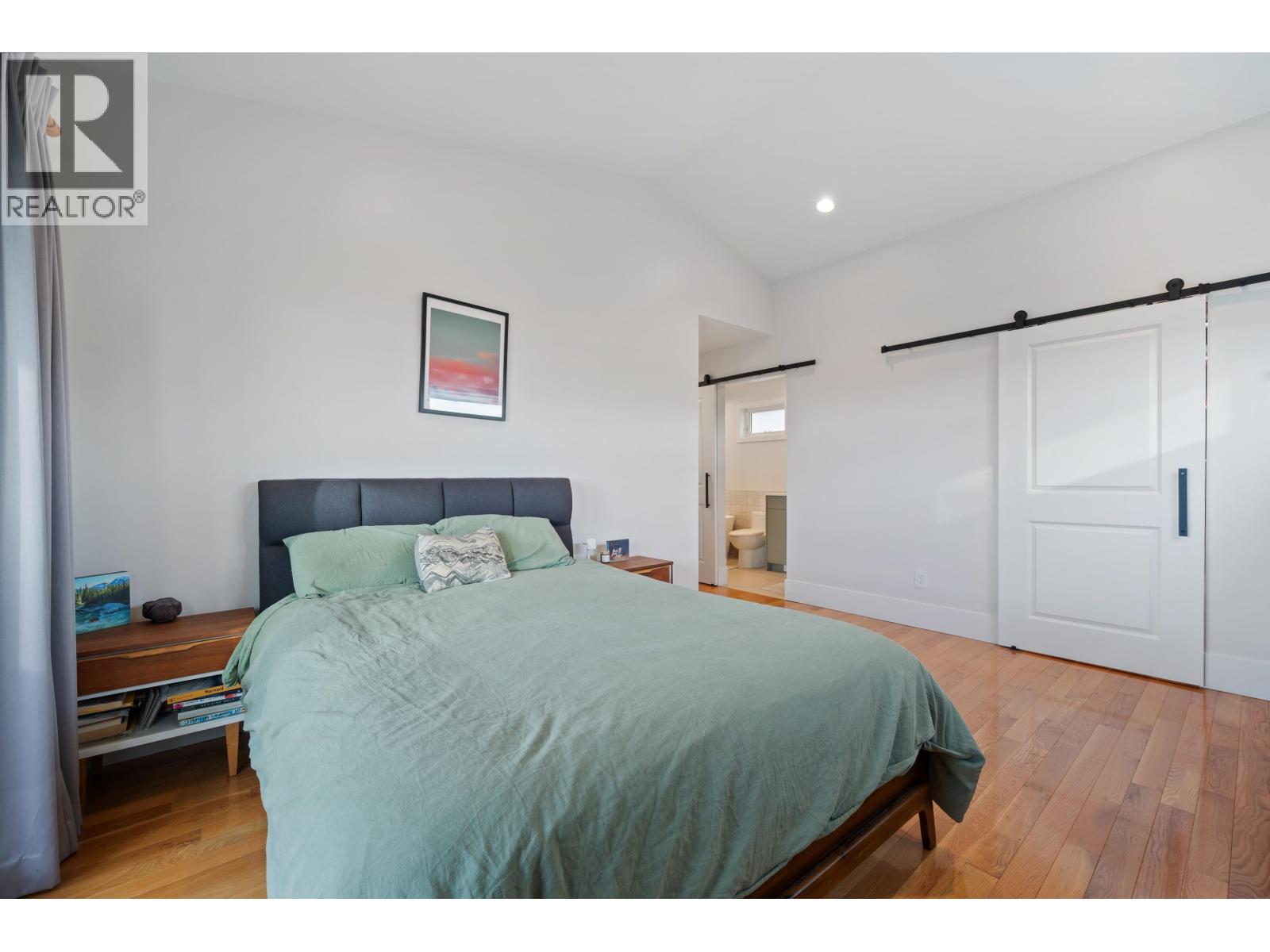 335 E 8th Street, North Vancouver, British Columbia  V7L 1Z2 - Photo 23 - R3091468