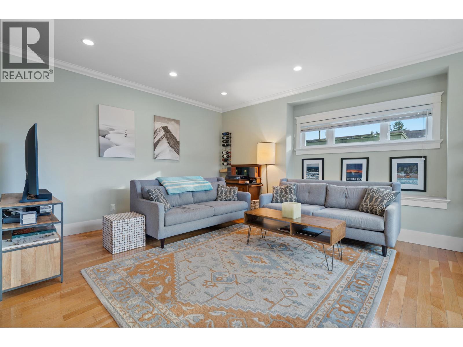 335 E 8th Street, North Vancouver, British Columbia  V7L 1Z2 - Photo 7 - R3091468