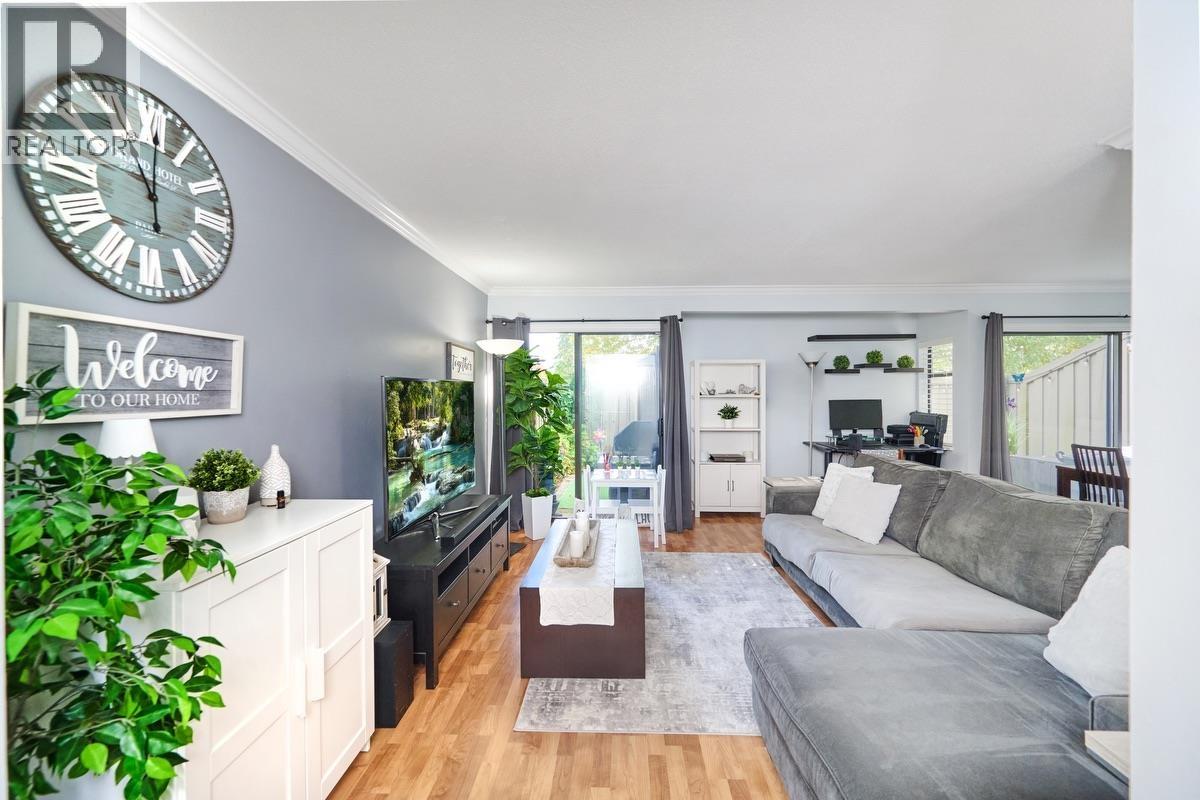 Listing Picture 3 of 33 : 47 9460 GLENALLAN DRIVE, Richmond / 烈治文 - 魯藝地產 Yvonne Lu Group - MLS Medallion Club Member