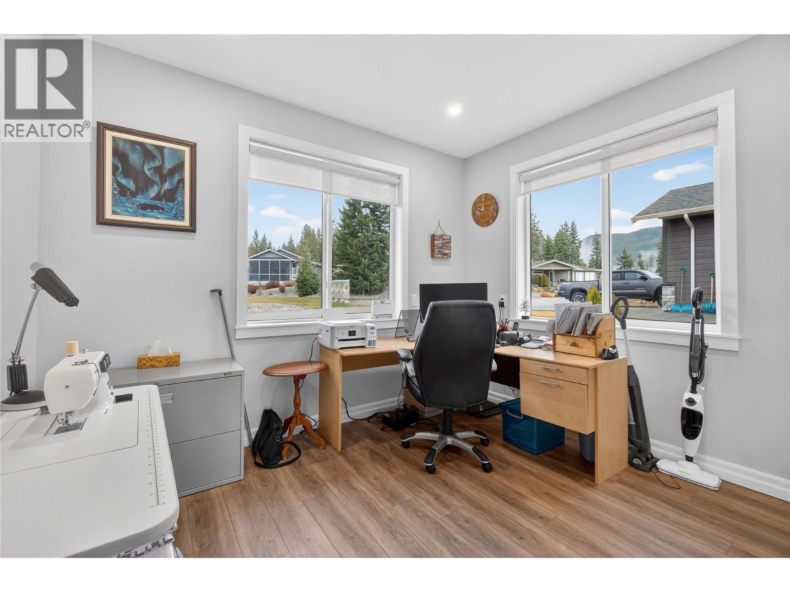 2715 Golf Course Drive Unit# #6, Blind Bay, British Columbia  V0E 1H1 - Photo 3 - 10375170