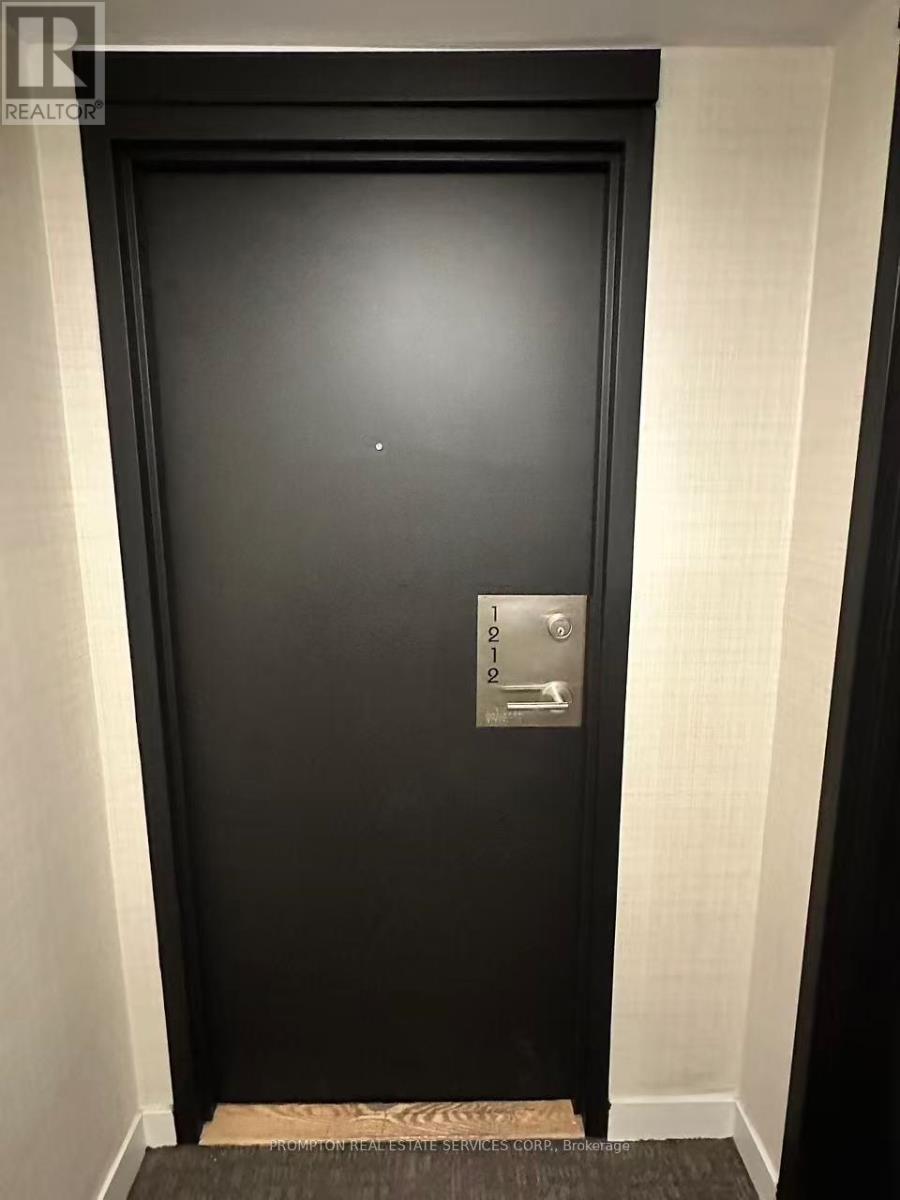 1212 - 15 Fort York Boulevard, Toronto, Ontario  M5V 3Y4 - Photo 13 - C12802078