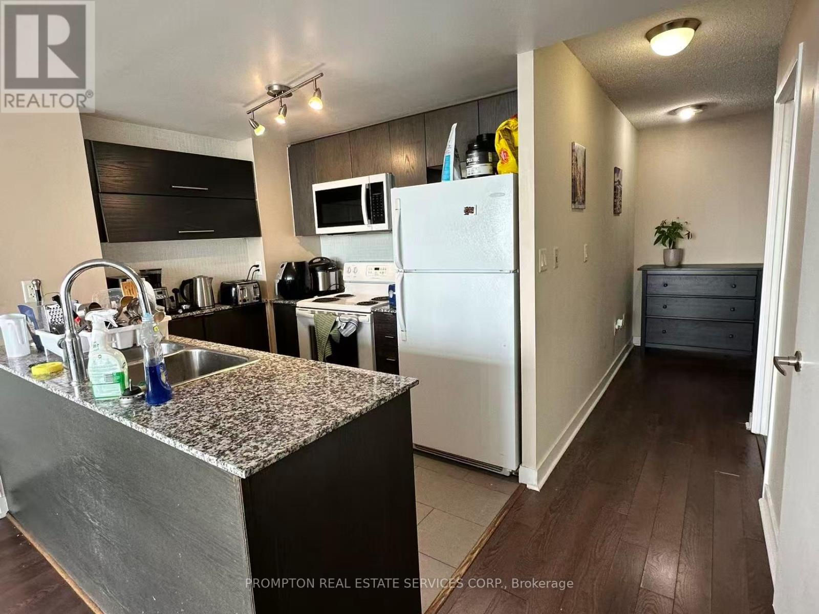 1212 - 15 Fort York Boulevard, Toronto, Ontario  M5V 3Y4 - Photo 5 - C12802078