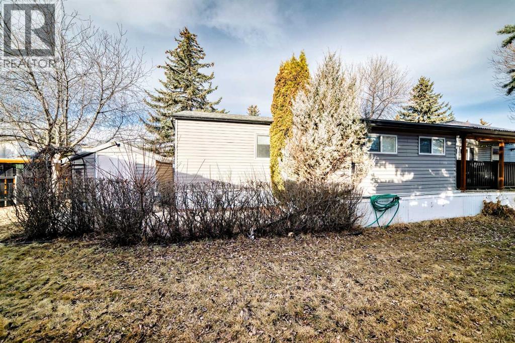 360 Burroughs Circle Ne, Calgary, Alberta  T1Y 6K3 - Photo 32 - A2285775