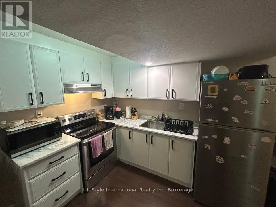 Lower - 254 Farley Drive, Guelph, Ontario  N1L 1N2 - Photo 3 - X12802726