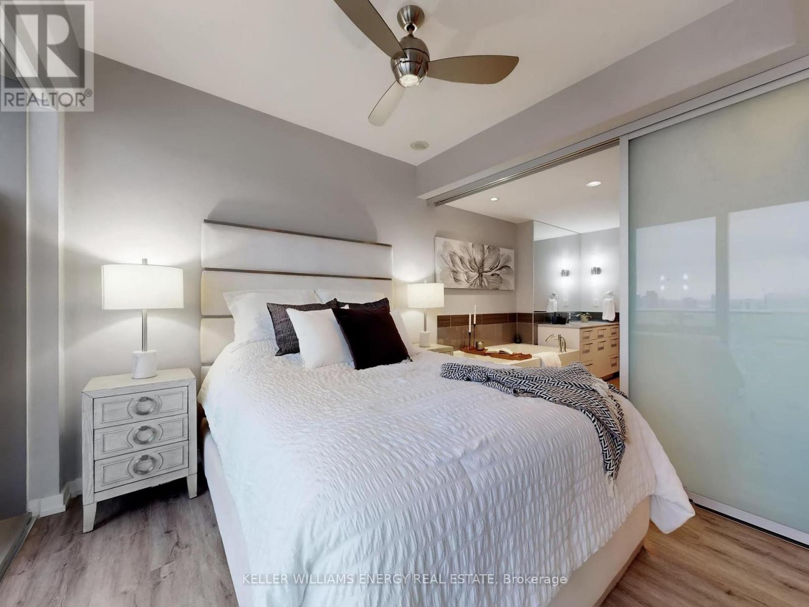 2902 - 390 Cherry Street, Toronto (Waterfront Communities), Ontario  M5A 0E2 - Photo 15 - C12802734