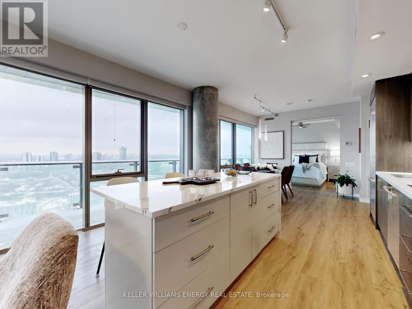 2902 - 390 Cherry Street, Toronto (Waterfront Communities), Ontario  M5A 0E2 - Photo 5 - C12802734