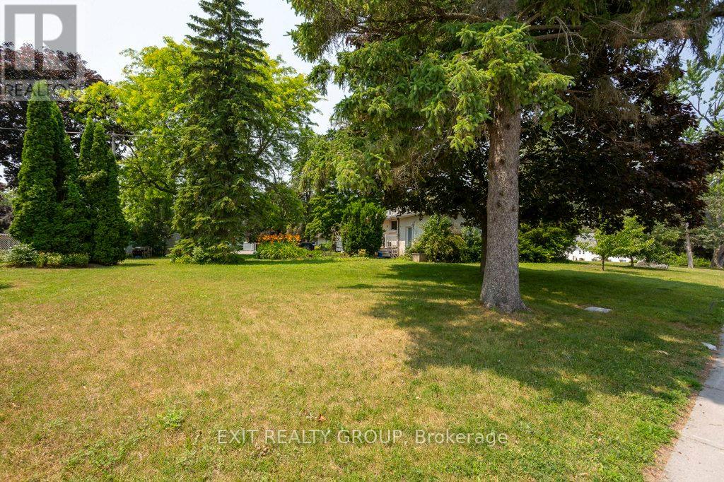 12 Nelson Street, Quinte West, Ontario  K0K 1E0 - Photo 40 - X12802662
