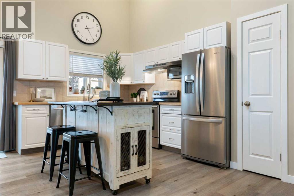 20 Willowbrook Crescent Nw, Airdrie, Alberta  T4B 2S4 - Photo 10 - A2284649