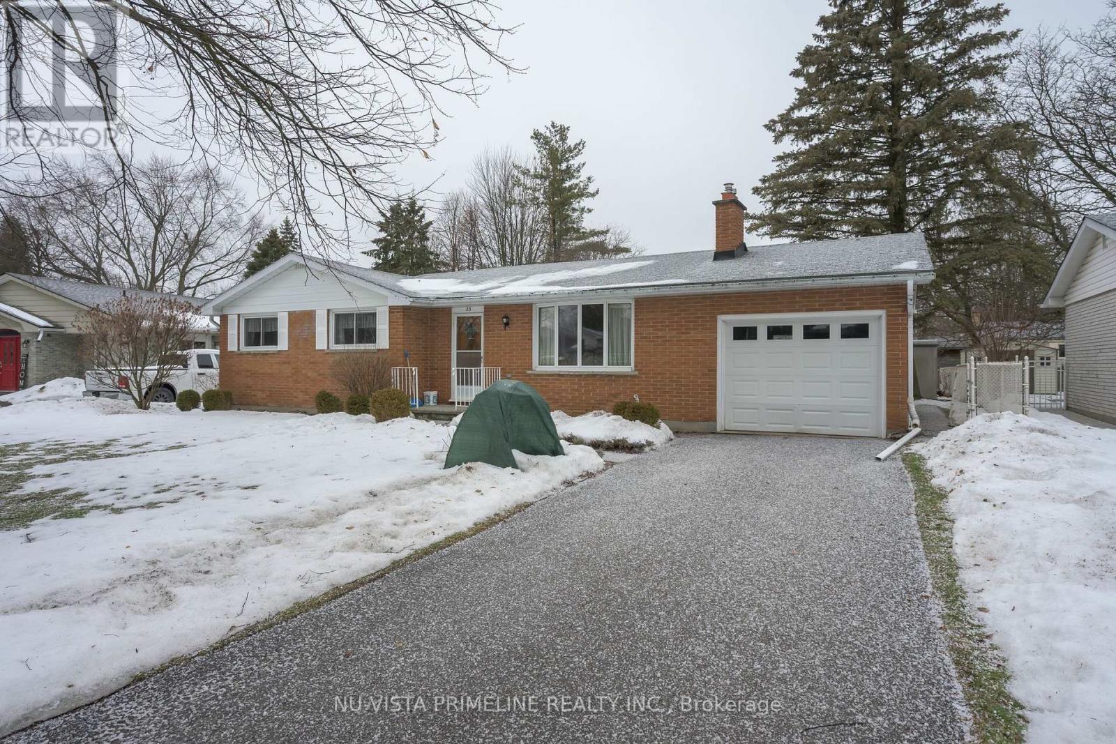 23 Roland Lane, London North, Ontario  N5X 1E9 - Photo 2 - X12802716