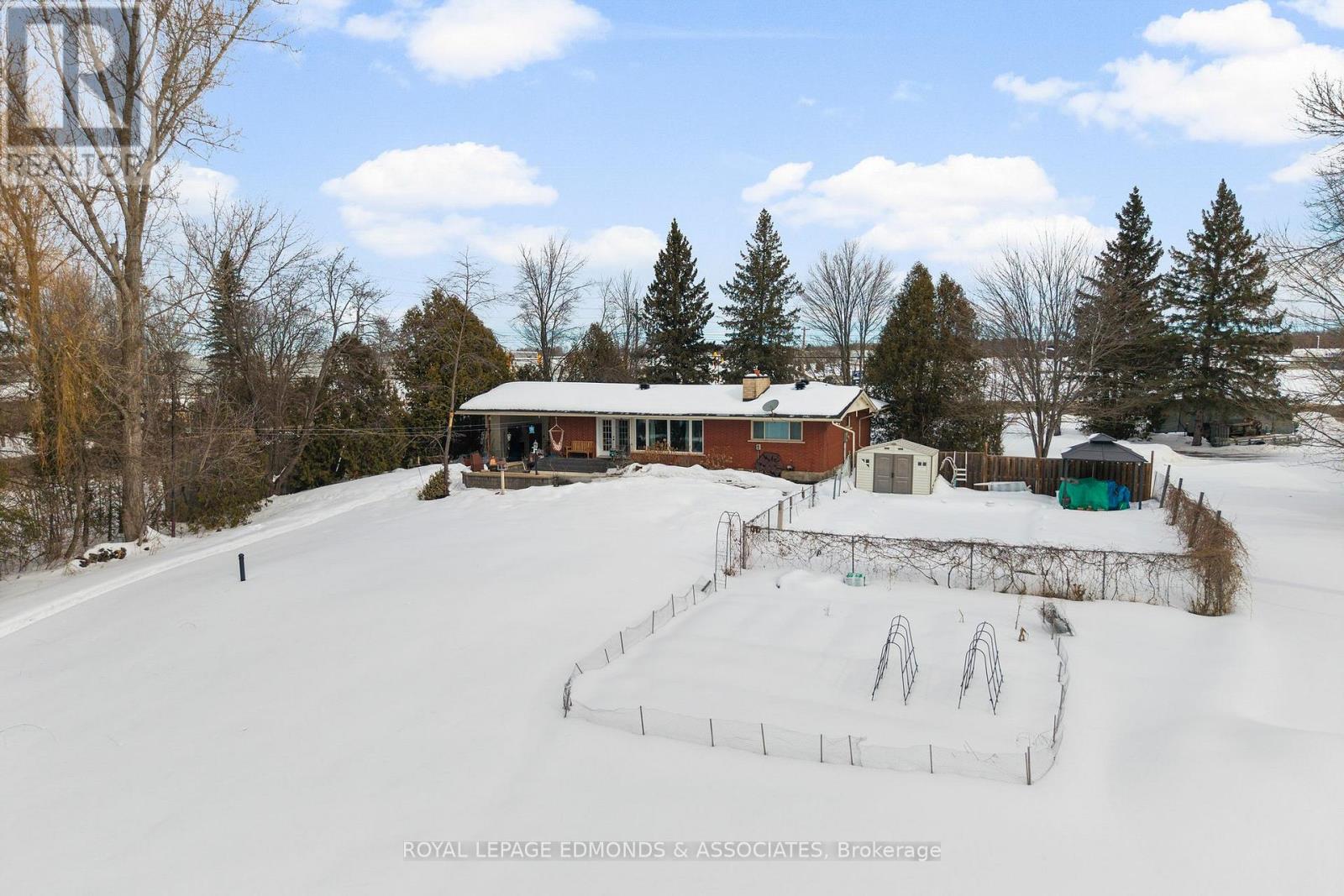 202 Mud Lake Road, Pembroke, Ontario  K8A 6W4 - Photo 3 - X12802728