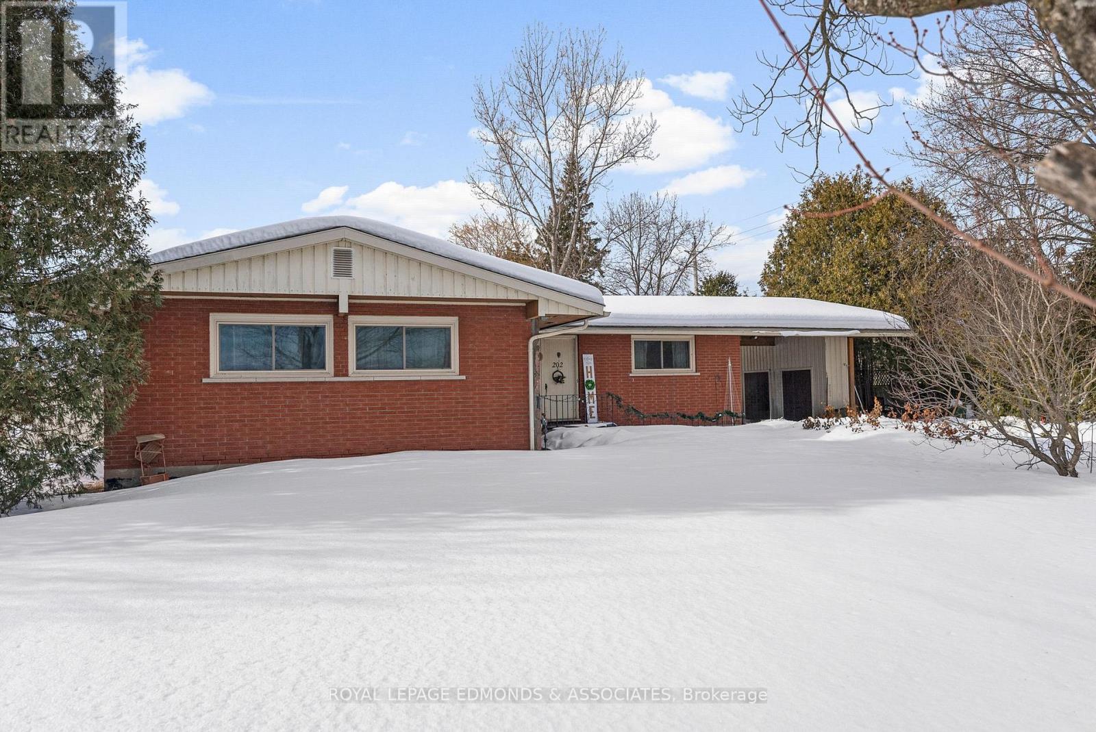 202 Mud Lake Road, Pembroke, Ontario  K8A 6W4 - Photo 7 - X12802728