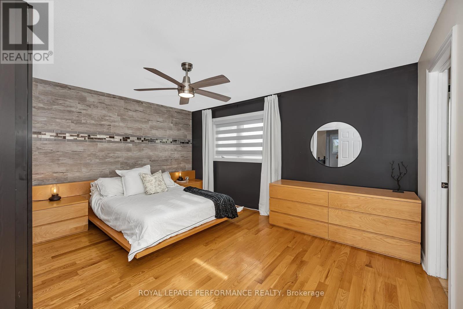 81 Saddle Crescent, Ottawa, Ontario  K1G 5L3 - Photo 25 - X12802762