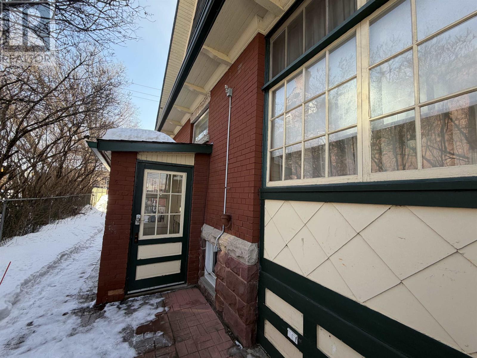 308 Archibald, Thunder Bay, Ontario  P7E 1G7 - Photo 5 - TB2600258