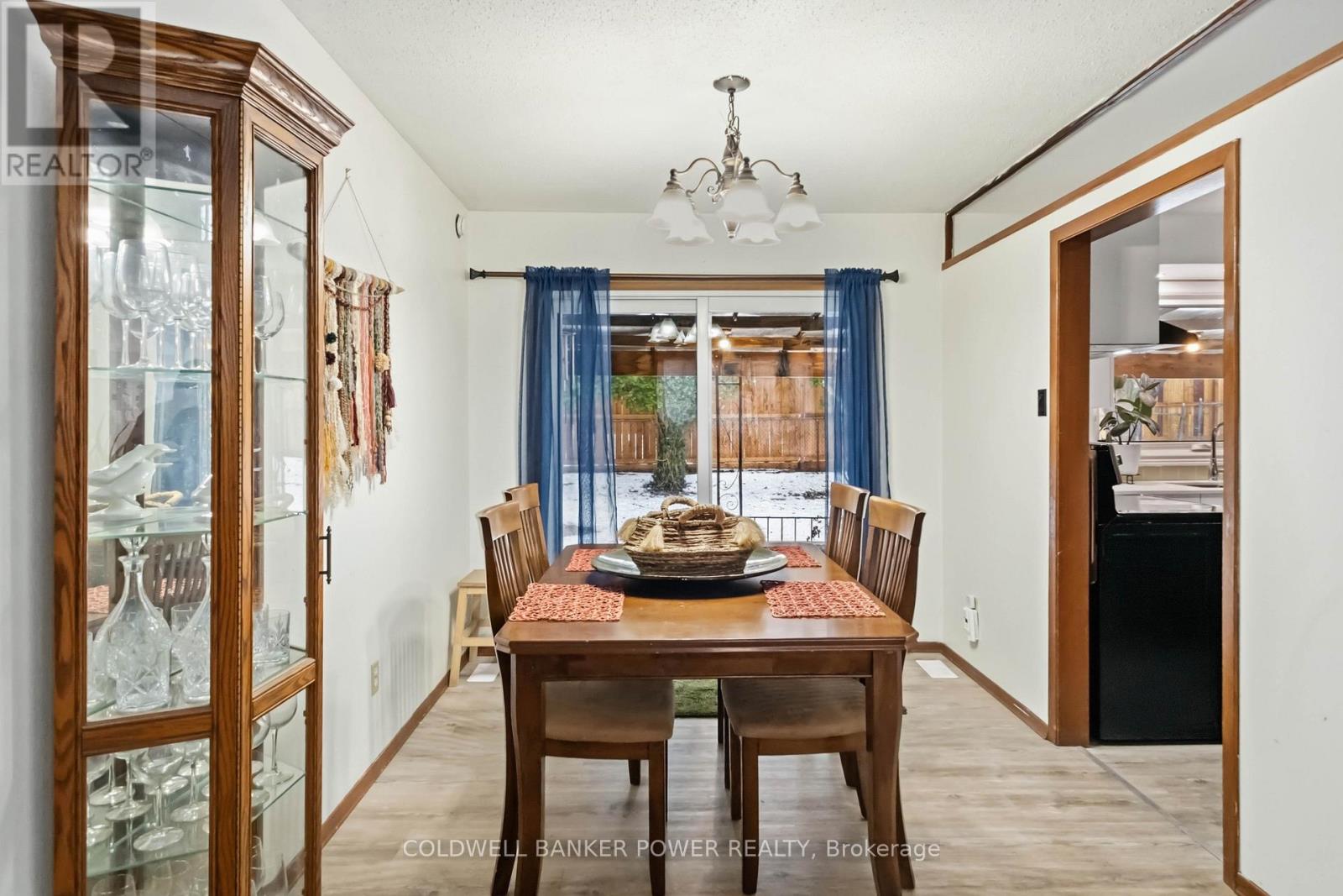 62 Deveron Crescent, London South, Ontario  N5Z 4B4 - Photo 15 - X12802700