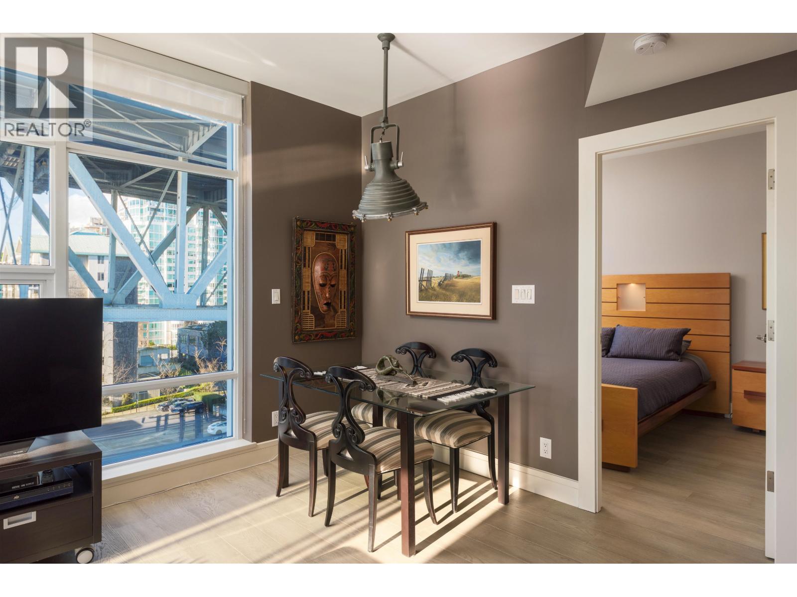 805 628 Kinghorne Mews, Vancouver, British Columbia  V6Z 3H6 - Photo 13 - R3091569