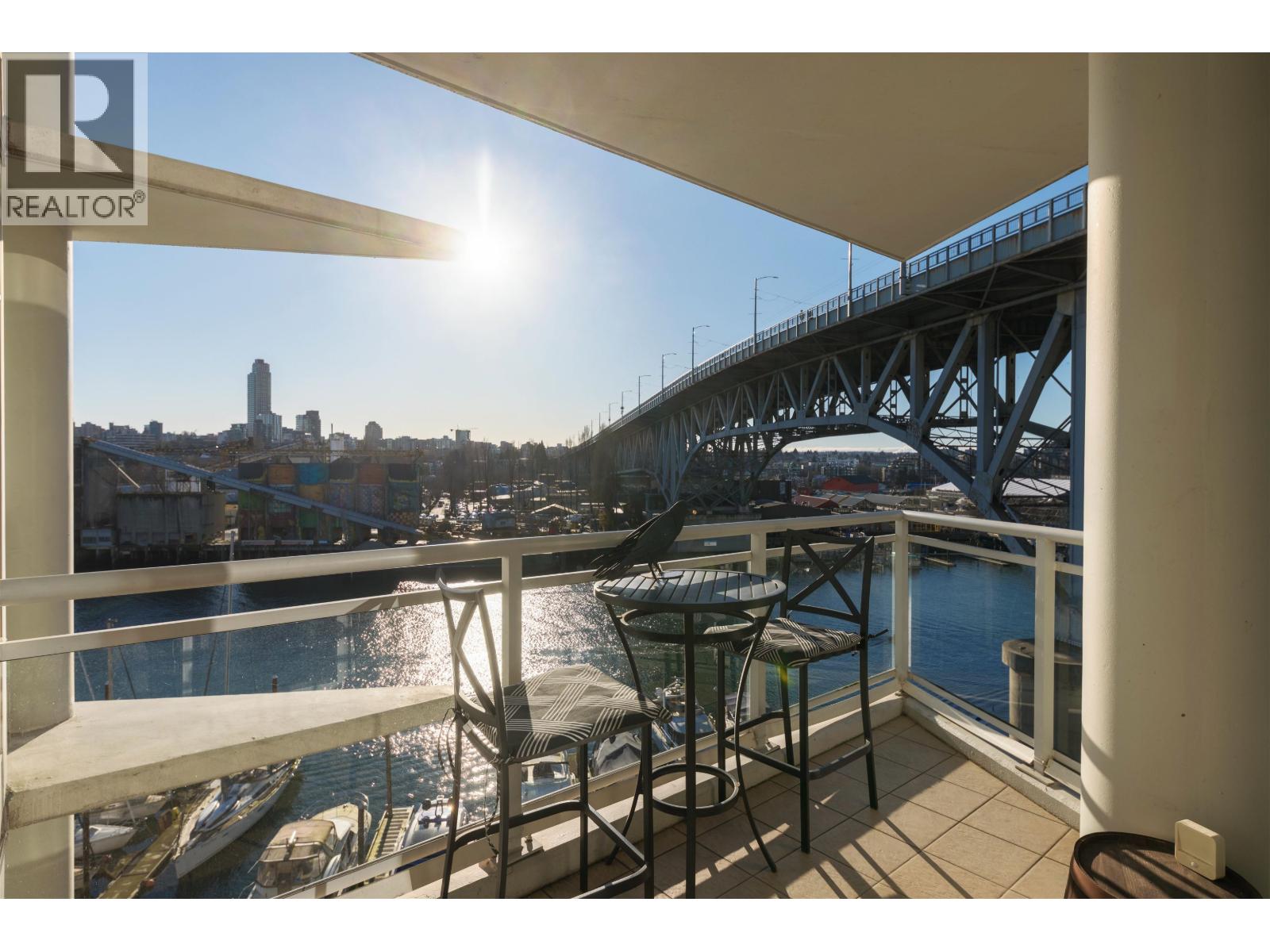 805 628 Kinghorne Mews, Vancouver, British Columbia  V6Z 3H6 - Photo 20 - R3091569