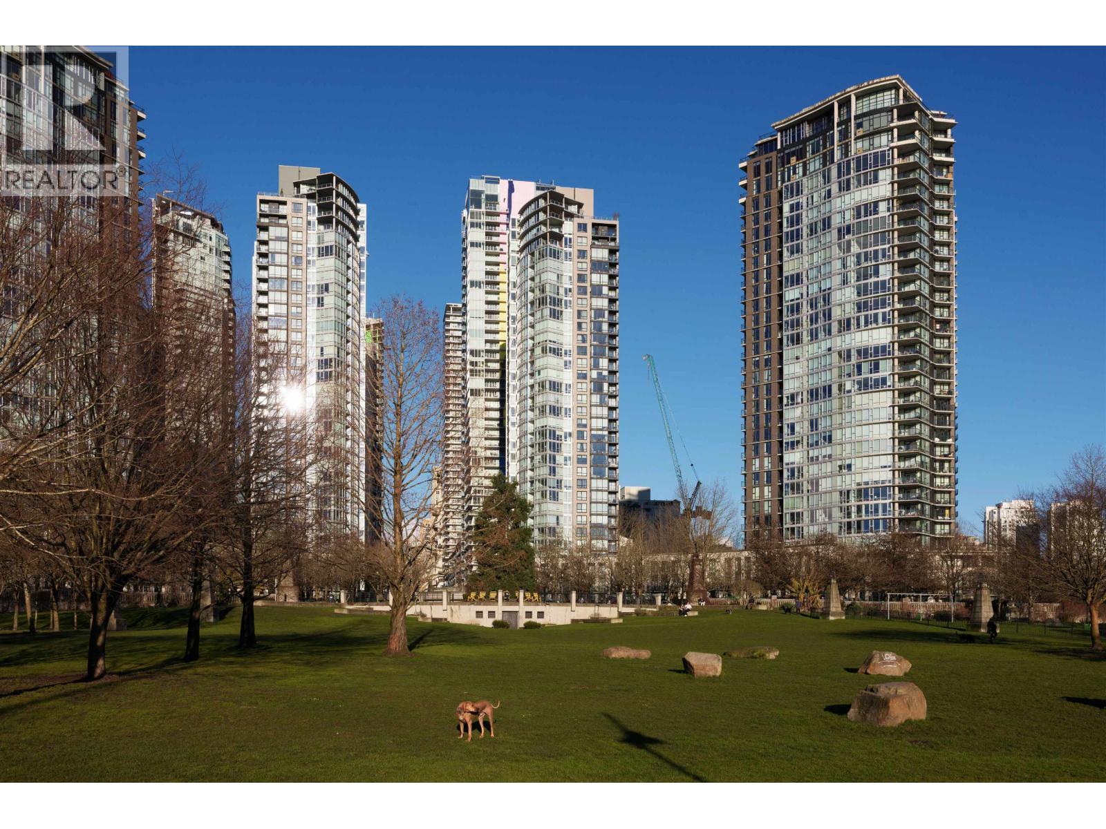 805 628 Kinghorne Mews, Vancouver, British Columbia  V6Z 3H6 - Photo 29 - R3091569