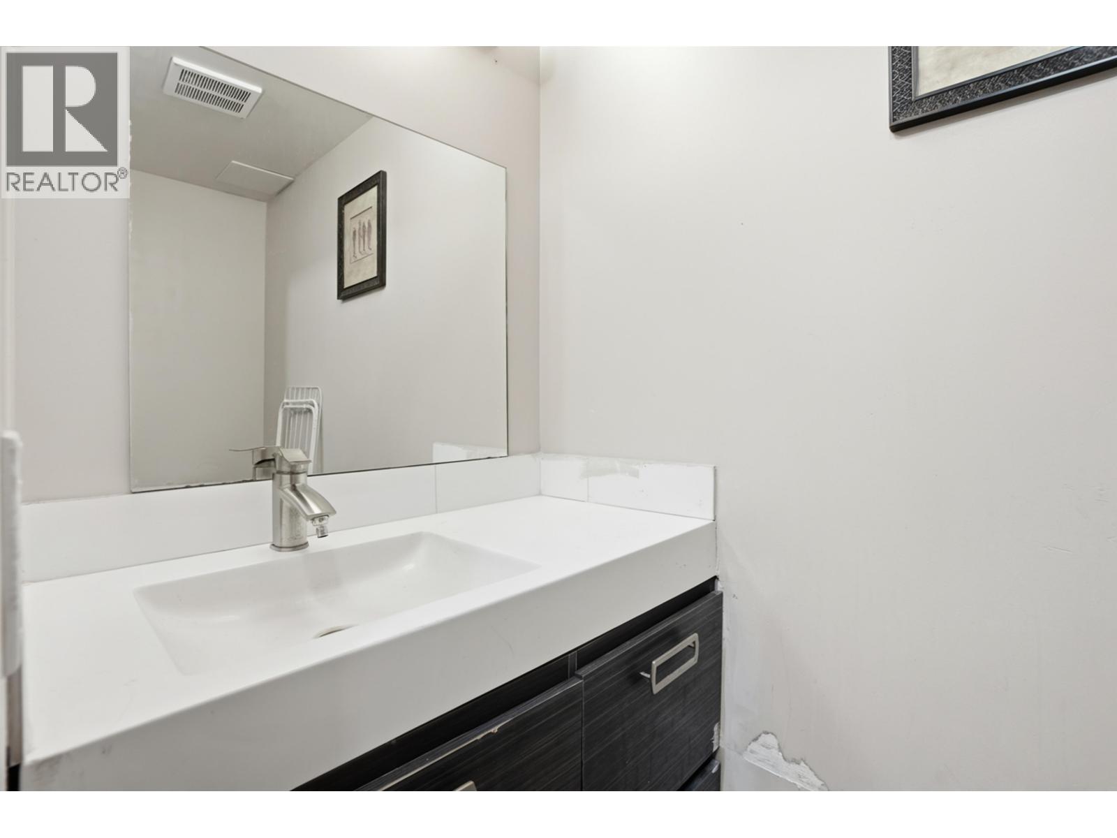 508 2020 Fullerton Avenue, North Vancouver, British Columbia  V7P 3G3 - Photo 18 - R3091588