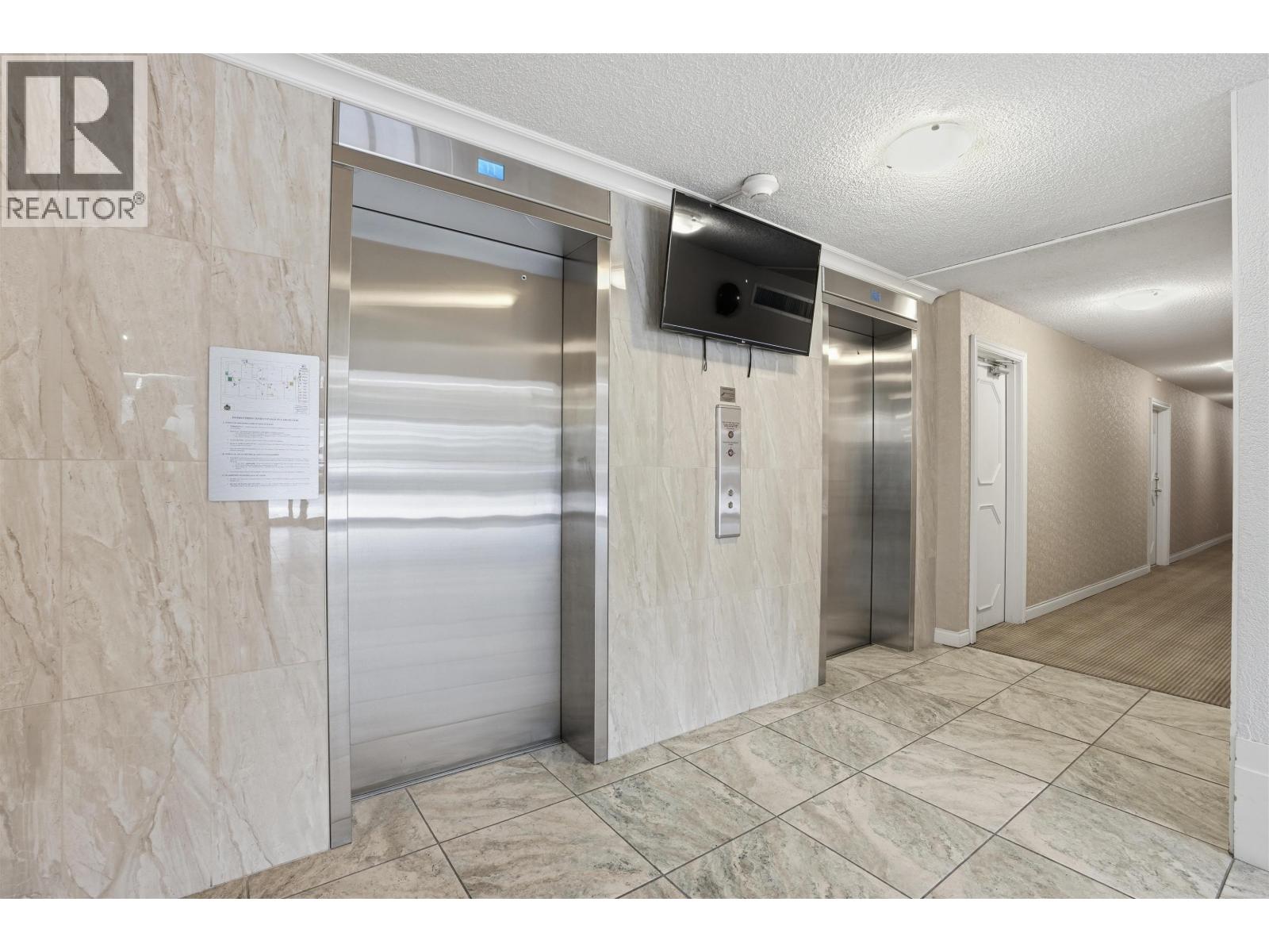 508 2020 Fullerton Avenue, North Vancouver, British Columbia  V7P 3G3 - Photo 3 - R3091588