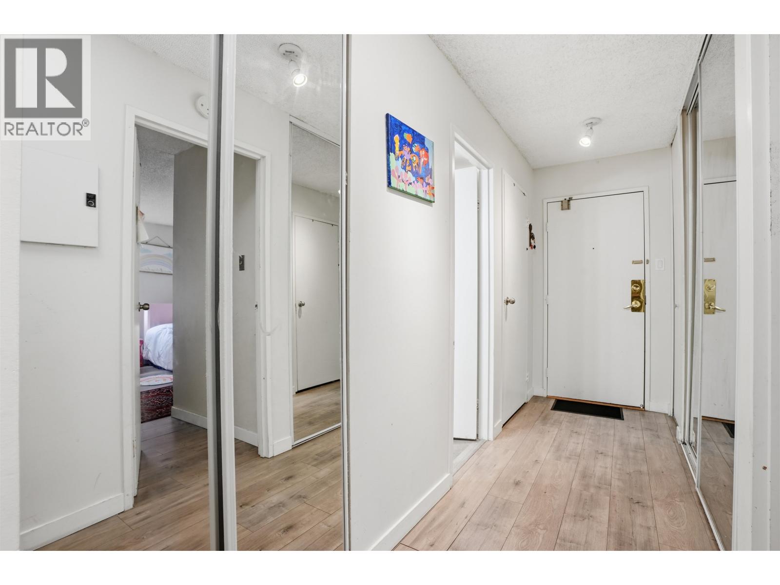 508 2020 Fullerton Avenue, North Vancouver, British Columbia  V7P 3G3 - Photo 4 - R3091588