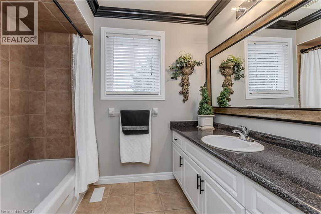 26 Grassyplain Drive, Mount Hope, Ontario  L0R 1W0 - Photo 30 - 40799434