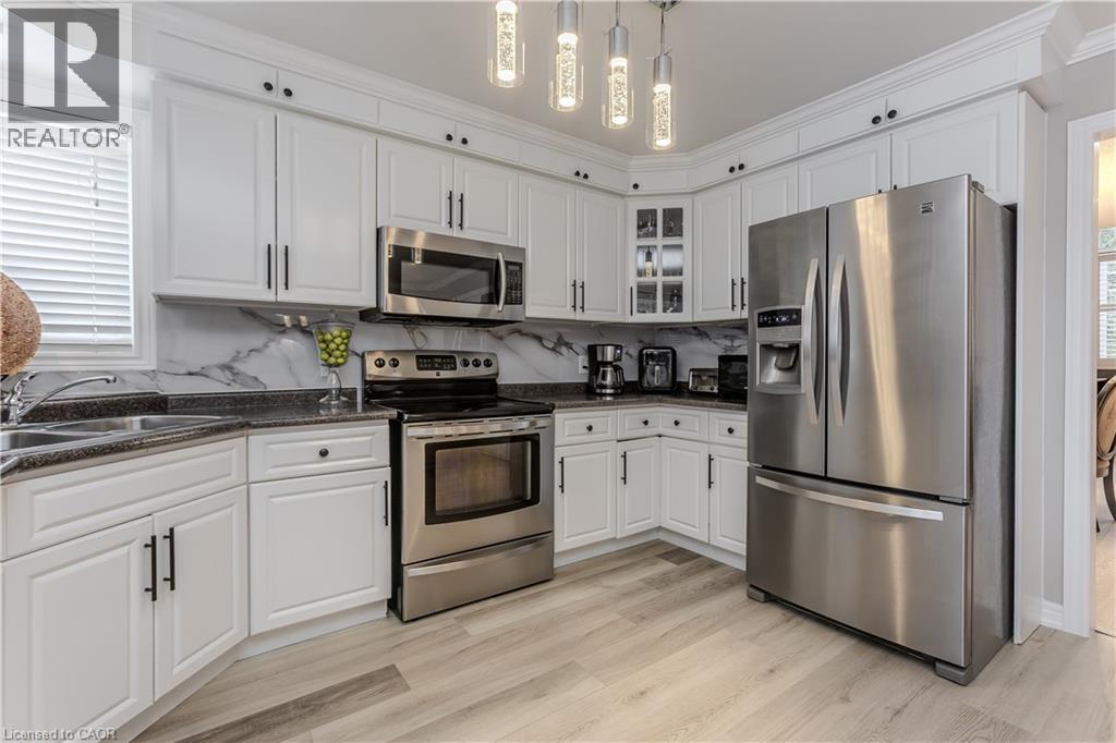 26 Grassyplain Drive, Mount Hope, Ontario  L0R 1W0 - Photo 11 - 40799434