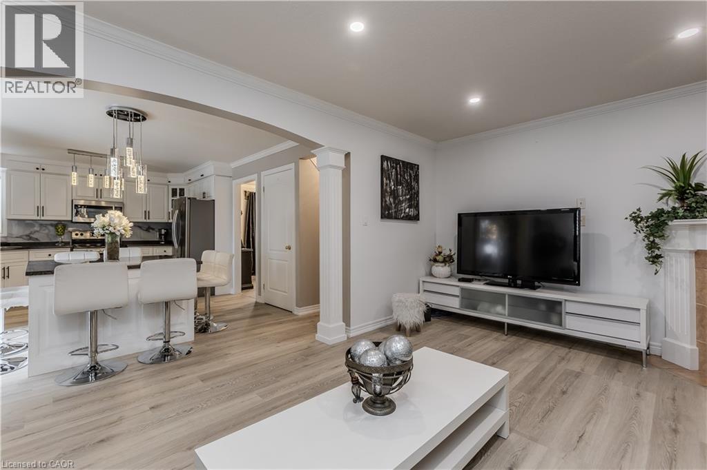 26 Grassyplain Drive, Mount Hope, Ontario  L0R 1W0 - Photo 14 - 40799434