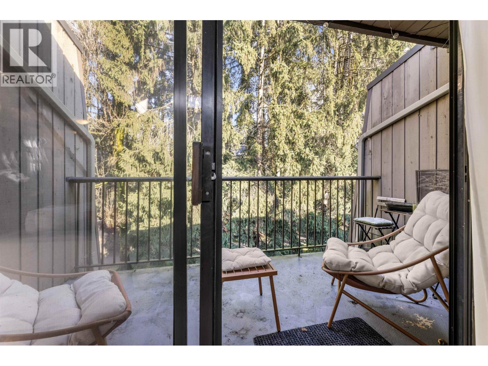 327 9101 Horne Street, Burnaby, British Columbia  V3N 4M3 - Photo 4 - R3090707