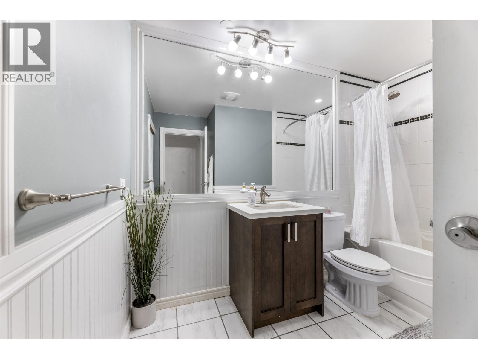 327 9101 Horne Street, Burnaby, British Columbia  V3N 4M3 - Photo 13 - R3090707