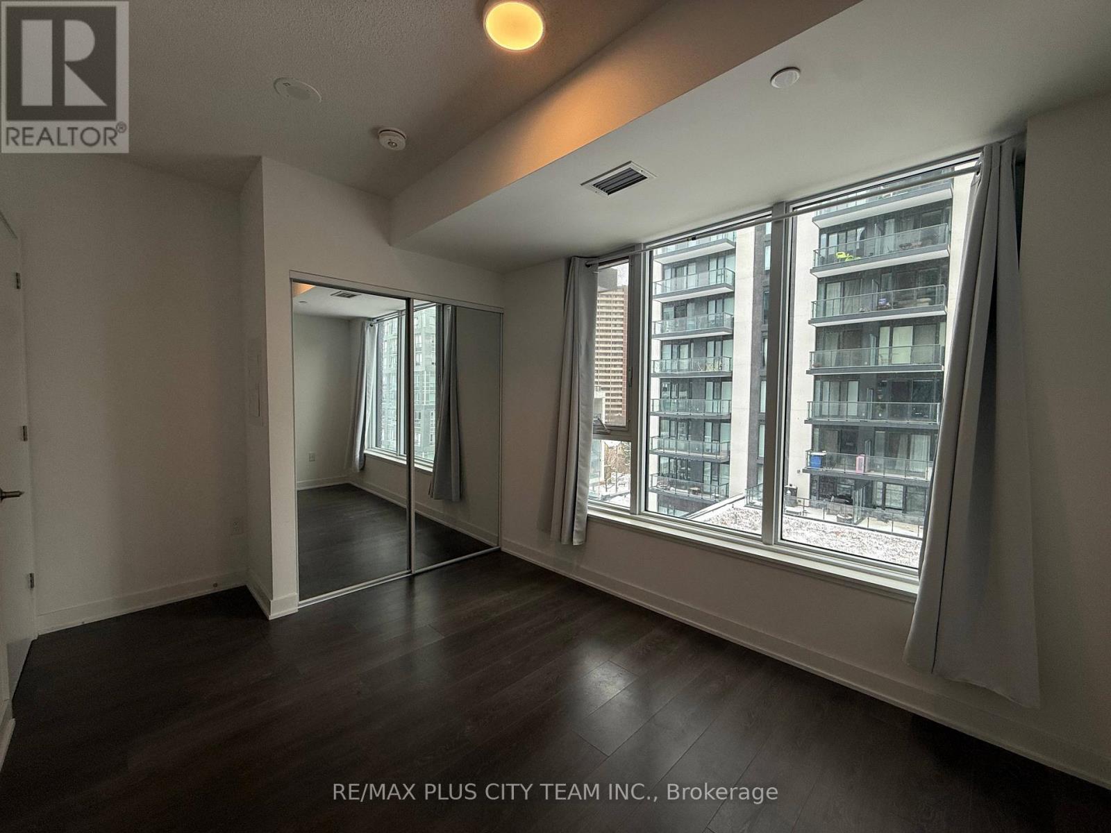 723 - 35 Tubman Avenue, Toronto, Ontario  M5A 0T1 - Photo 9 - C12802768