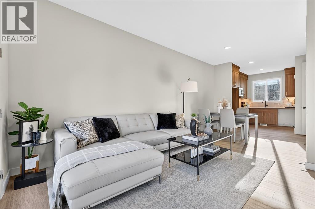 643 53 Avenue Sw, Calgary, Alberta  T2V 0C2 - Photo 2 - A2280476