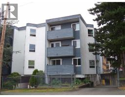 301 16 LAKEWOOD DRIVE, Vancouver, British Columbia