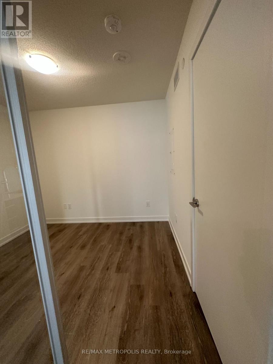 206 - 1455 Celebration Drive, Pickering, Ontario  L1W 0C3 - Photo 7 - E12802664